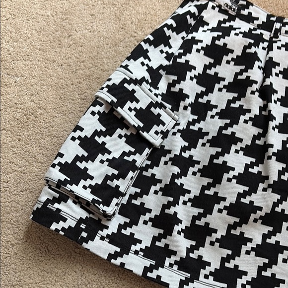 Adidas x Ivy Park Houndstooth Cargo Mini Skirt - Picture 8 of 10